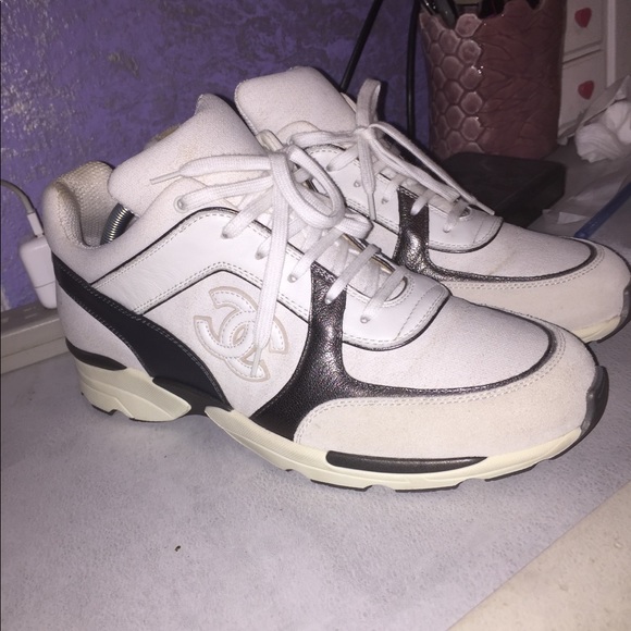 Chanel CC LOGO RUNNERS SIZE 41 - Picture 1 of 1